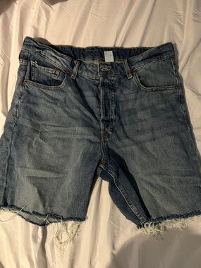 H&M denim cut off shorts
